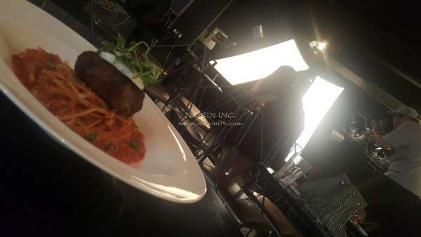 e1a8e9198dcf604ba7774956c6e2ae3b_1480323