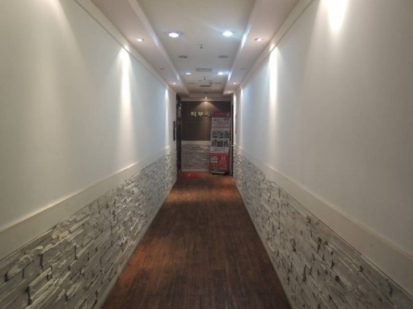 128935daba27d95ed7593bb6d5a721d1_1550716